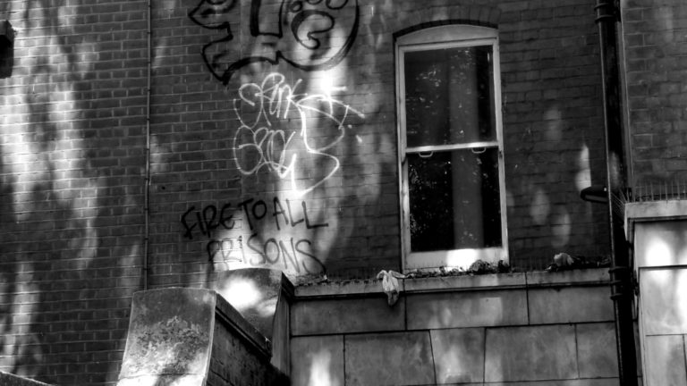 Exclu : le nouveau clip de LK de l’Hôtel Moscou