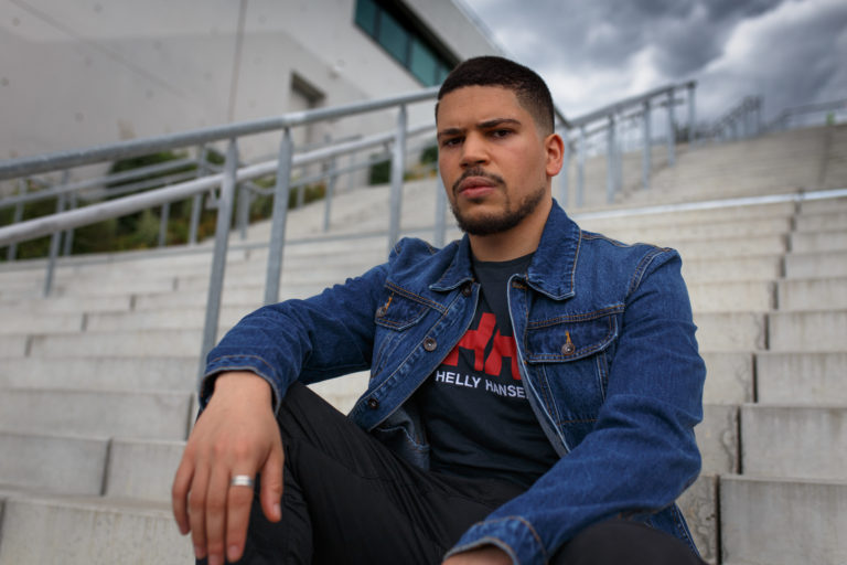 Kalu : La force tranquille en indépendant !